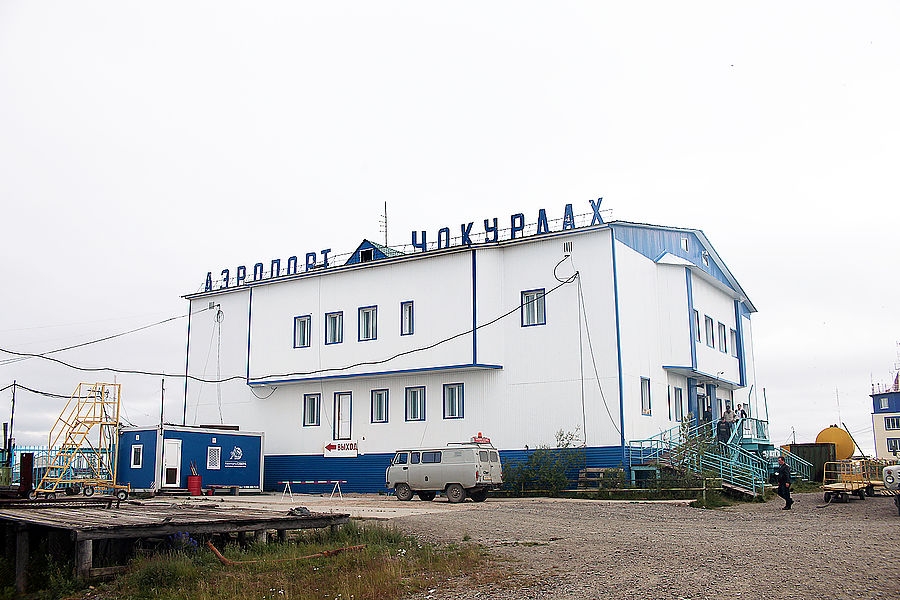 30 пассажиров из Чокурдаха не могут вылететь в Якутск из-за задержки рейса