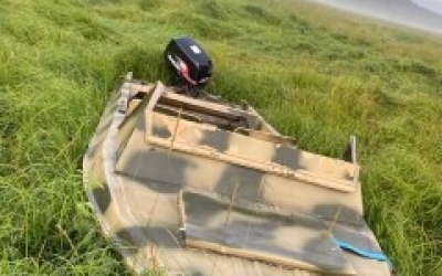 В Якутии лодка налетела на столб, четыре человека оказались в воде: Один из пассажиров скончался от переохлаждения