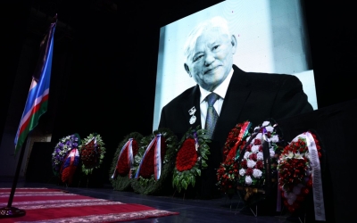 Альберт Семенов принес соболезнования в связи с кончиной первого Президента Якутии Михаила Николаева