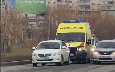 В Якутске установлена личность водителя, который не пропустил скорую с мигалкой