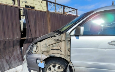 В Якутске водитель попал в ДТП и скончался в карете скорой помощи: Предварительная причина смерти - сердечный приступ