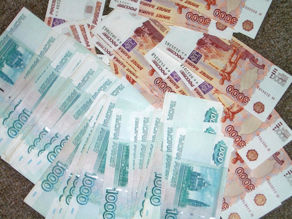 Жительница Якутии поехала в Иркутскую область и отдала около трех миллионов рублей мошенникам