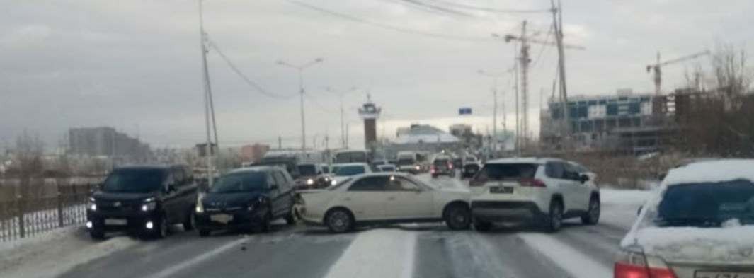 В Якутске произошло массовое ДТП